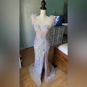 Pink feather prom dress size 4